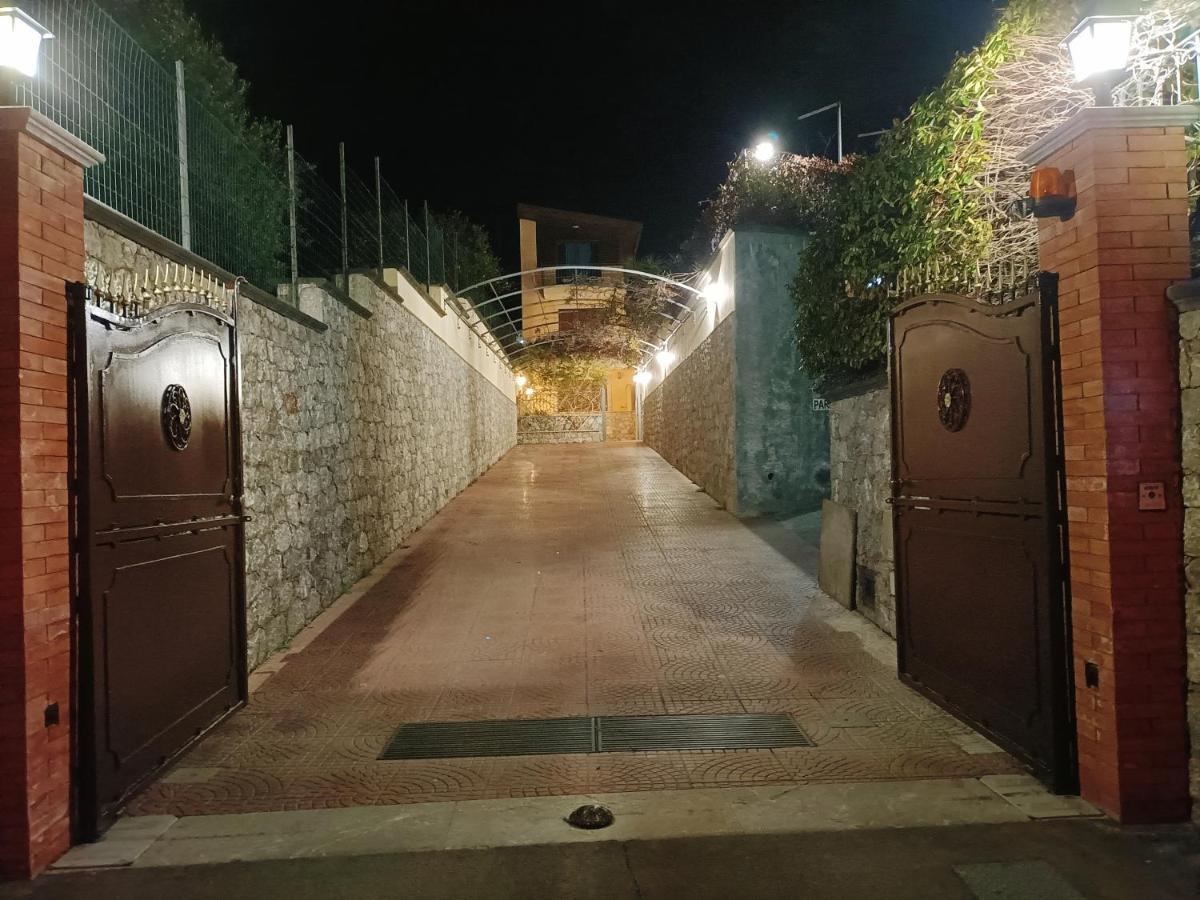 Villa Gloria Gaggi Exterior foto